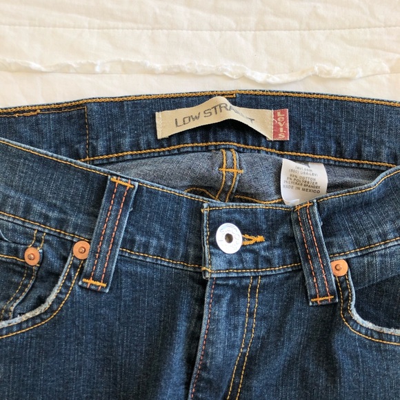 levi straight jeans - Picture 2 of 3